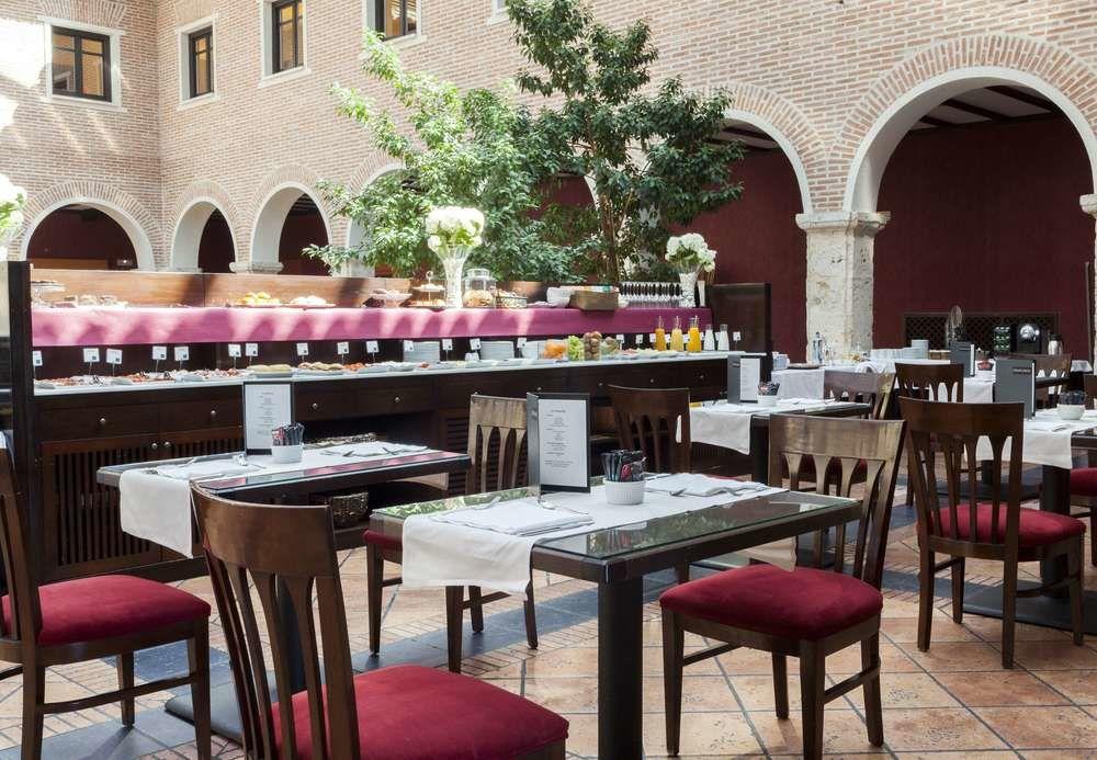 Ac Hotel Palacio De Santa Ana By Marriott Вальядолид Экстерьер фото Restaurant